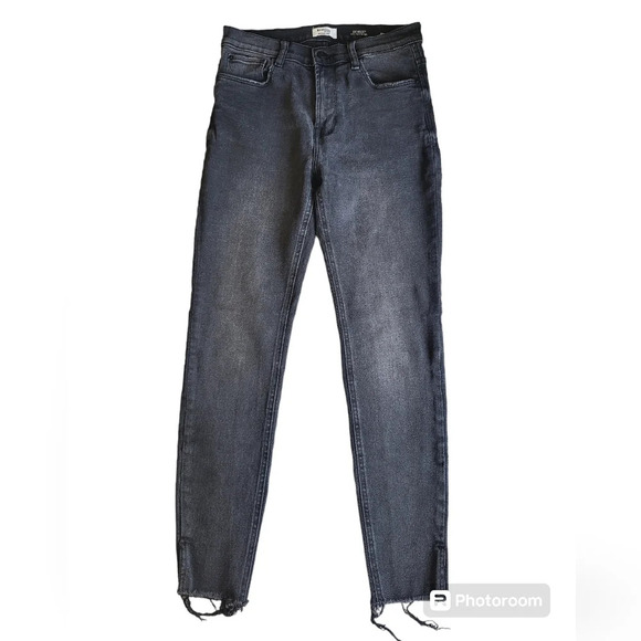 Kensie The High Rise Skinny Distressed Hem Jeans - Picture 1 of 9